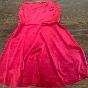Red urban dress!!! TAGS ON